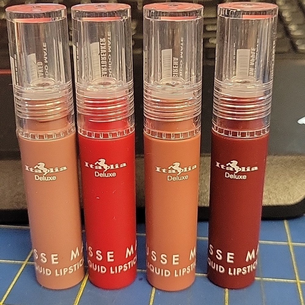 Italia Deluxe Mousse Matte Liquid Lipsticks Set of 4